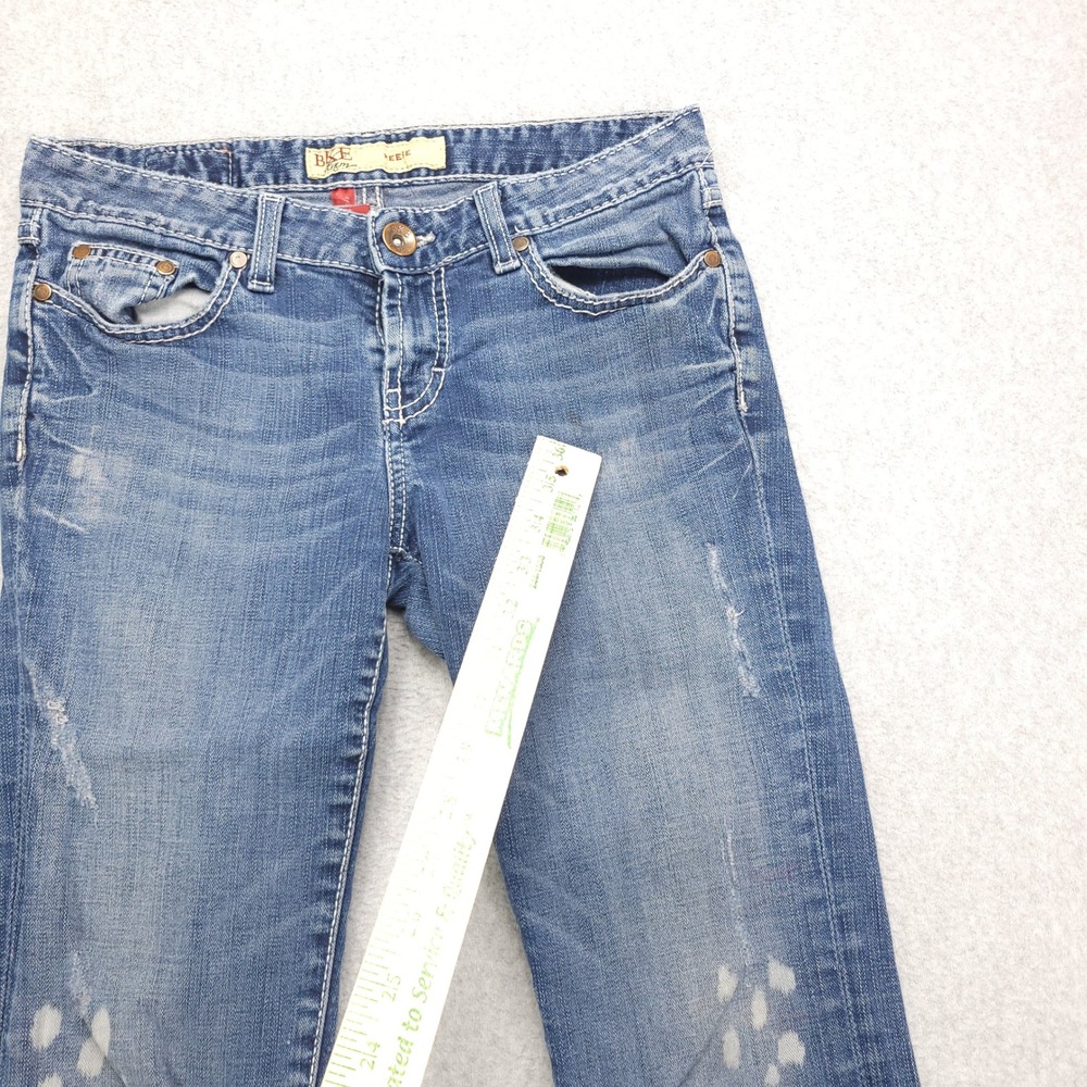 BKE Denim Reese Distressed Cropped Jeans Size 28 Embellished Pockets Capri - Picture 9 of 16